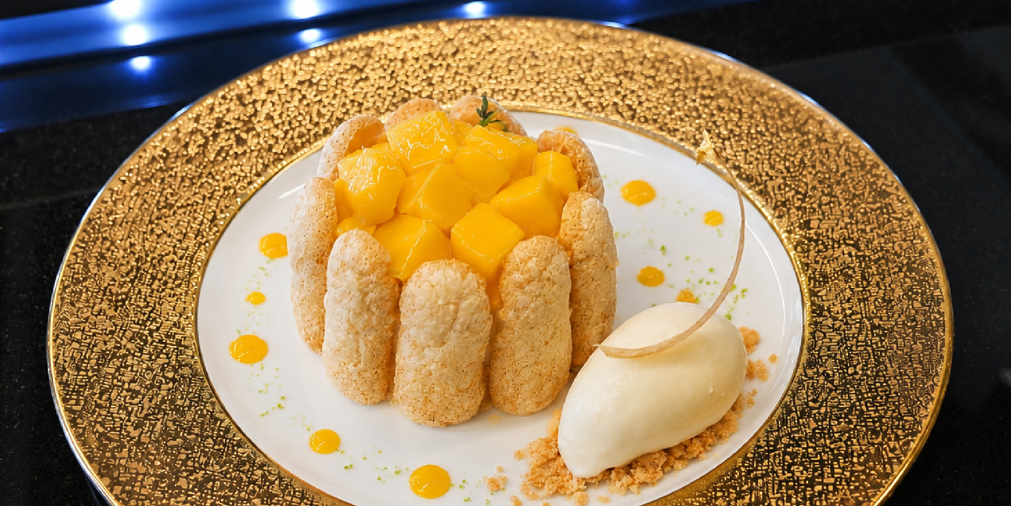 Charlotte à la mangue